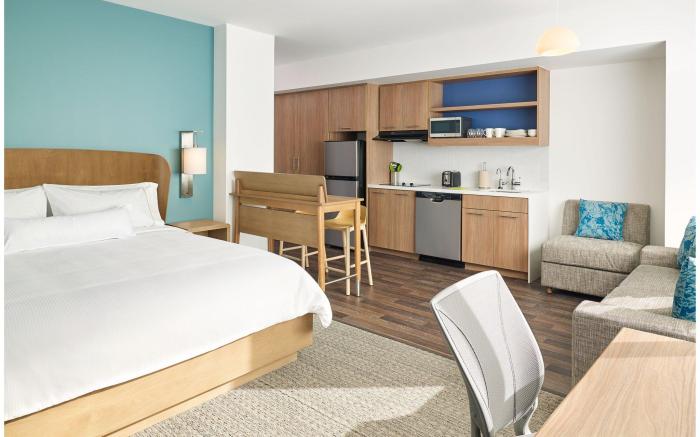 Element San Jose Airport