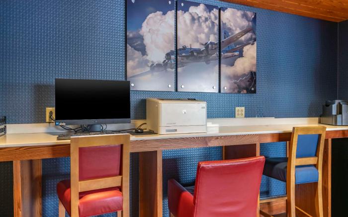 Bangor Aviator Hotel, Best Western Premier Collection