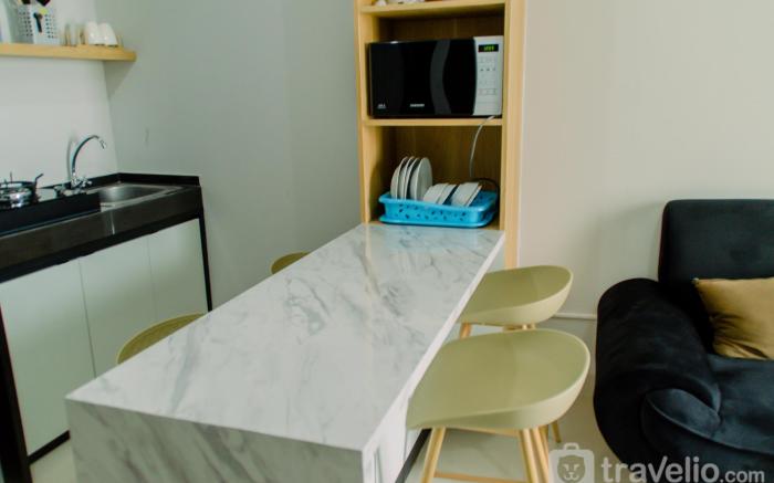 Elegant & Comfy 2BR Transpark Bintaro By Travelio