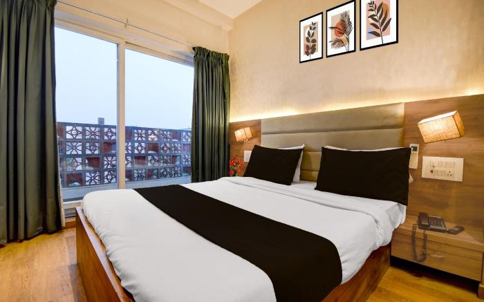 Super Townhouse Vibhuti Khand Gomti Nagar Formerly Pratham Inn