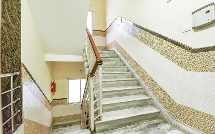 FabHotel Saltlake Palace - Nr. Anandlok Hospital