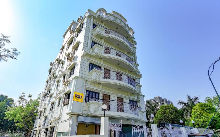 FabHotel New kolkata Residency Inn - Nr. Axis Mall