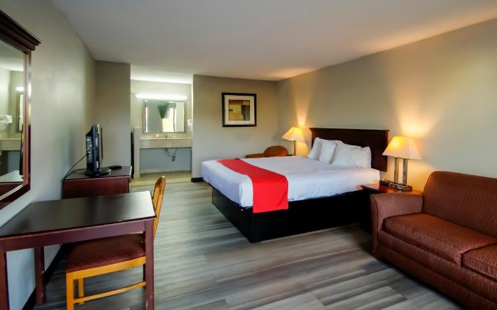 Cypress Inn & Suites Washington by OYO