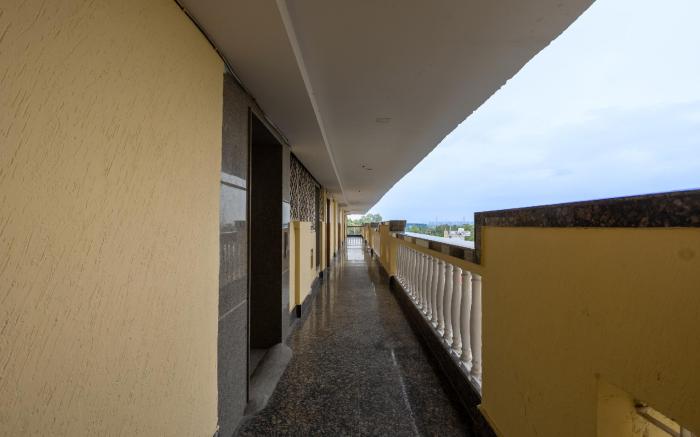 Hotel Lotus Paradise