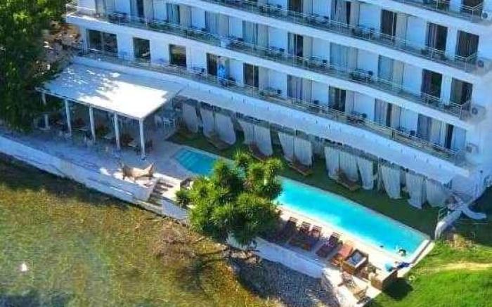 Porto Evia Boutique Hotel
