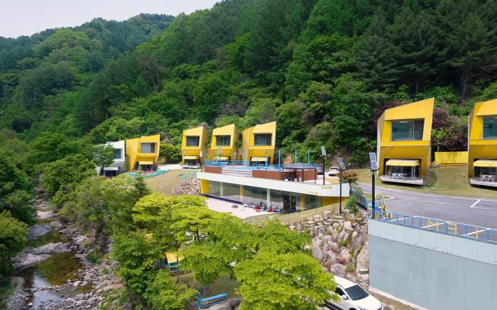 Gapyeong Tellem Kids Pool Villa