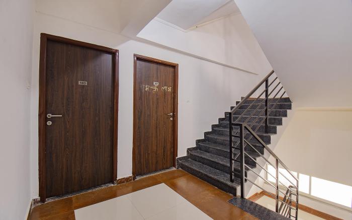 FabHotel Fortune Suites - Nr. D'Mart