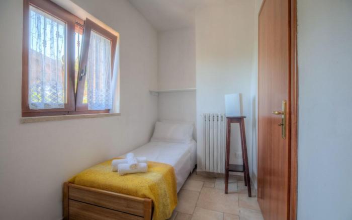 Trullo Paan by Typney