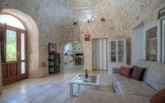 Trullo Paan by Typney