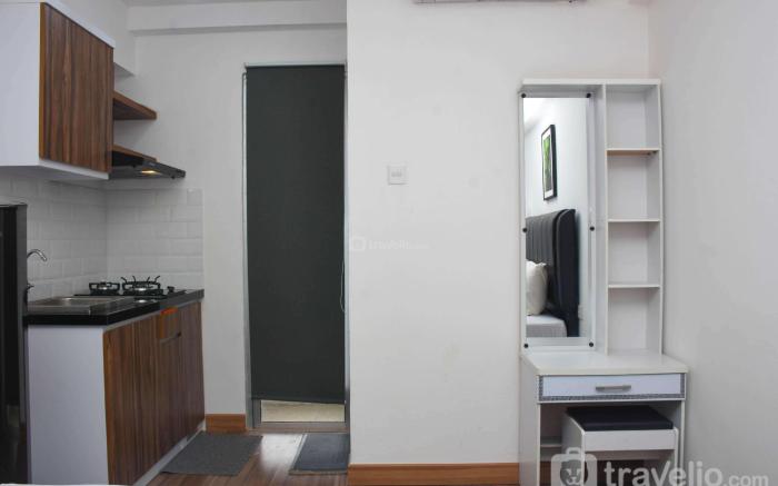 Elegant & Comfy Studio at Bassura City By Travelio