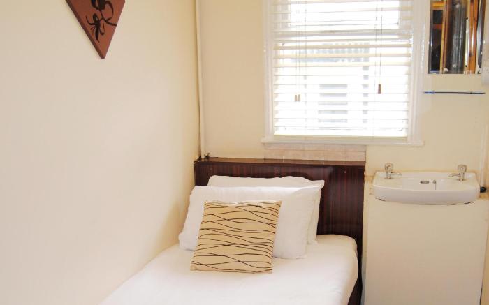 Relax Inn Guest House