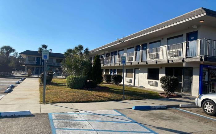 Motel 6 Gulfport, MS – Airport