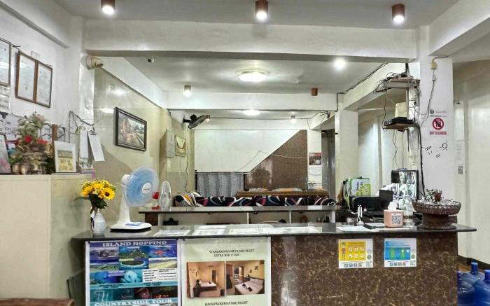 ALONABEACH TOURIST INN