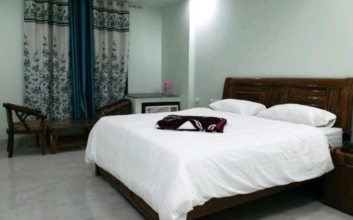 Hotel The Ganga Castle