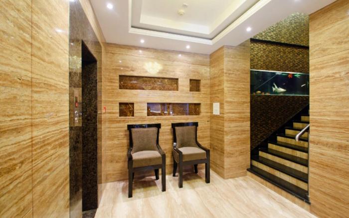Hotel Golden Palace