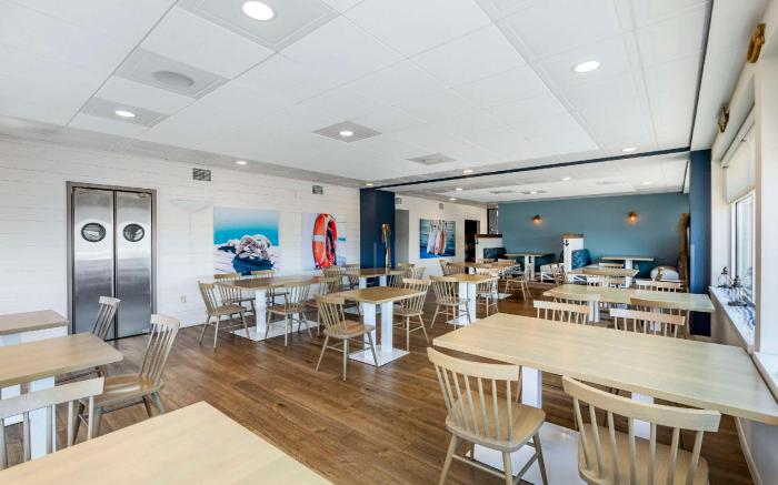 The Harborview, Ascend Hotel Collection