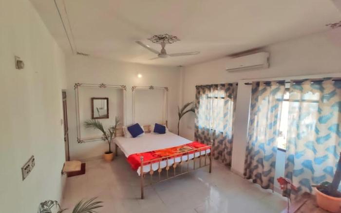 Hostel Crown Udaipur 