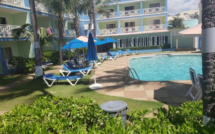 Dover Beach Hotel