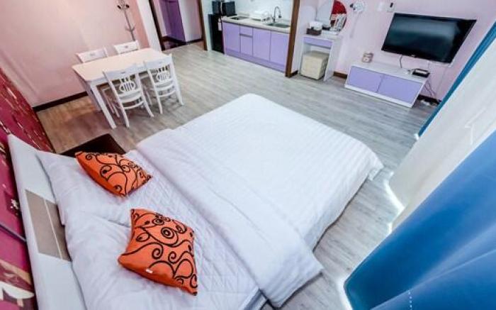 Ghosthouse Aewolhaean-ro Ocean View 14 Pyeong (Studio Type) Resort Pension (Room 304)