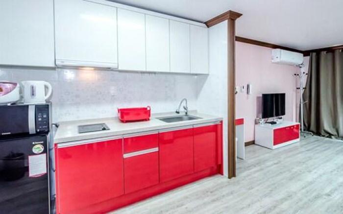 Ghosthouse Aewolhaean-ro Ocean View 16-pyeong Studio (1.5 Room) Resort Pension (Room 202)