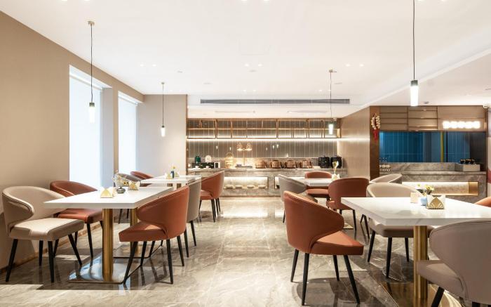 Starway Hotel Baoji South Station Wuyue Plaza