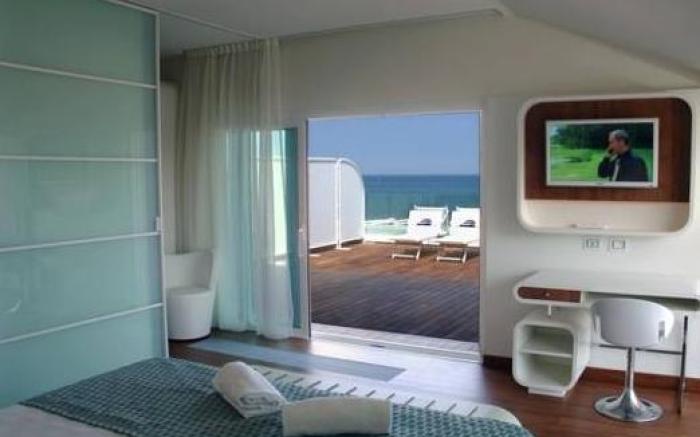 T-Suite Hotel
