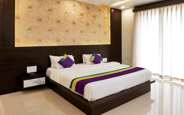 Treebo Premium Royal Amar With Mountain View, 2 Km From Pushkar Lake