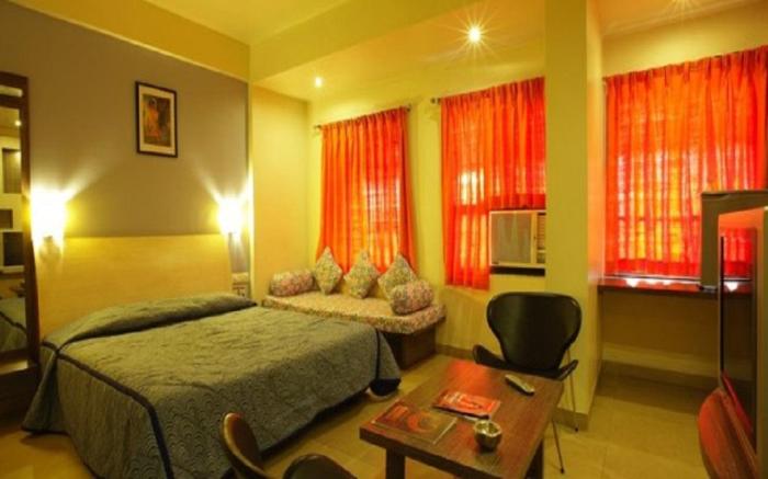 Hotel Orient Crown, Kolhapur