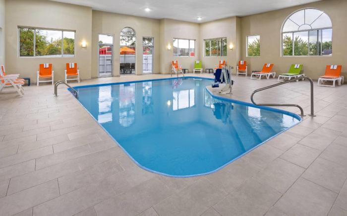 Wingate by Wyndham Pittsburgh/New Stanton