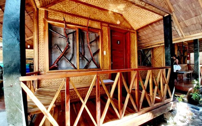 Castaway Native Huts 