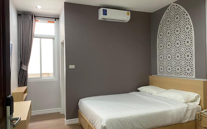 Anwari Hotel