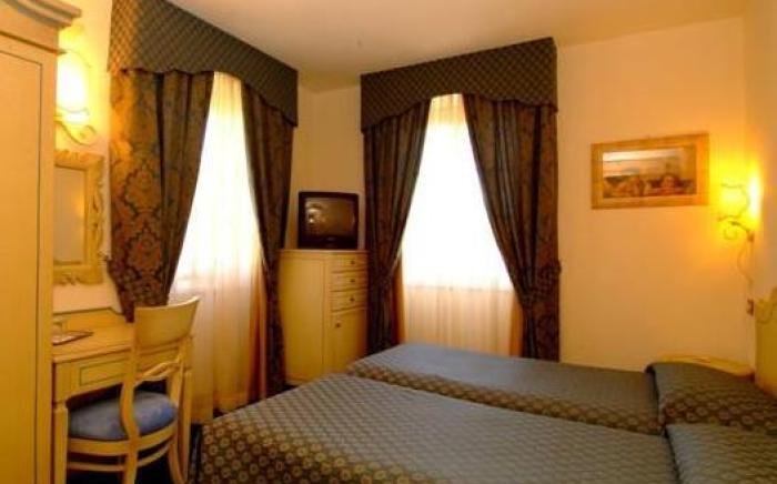 Hotel Goya
