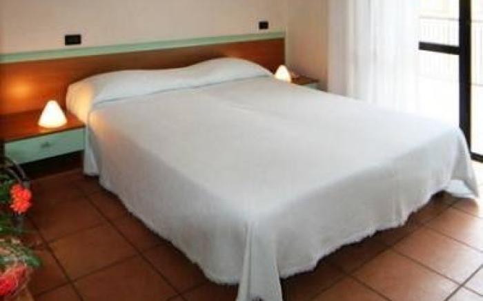 Hotel Etna