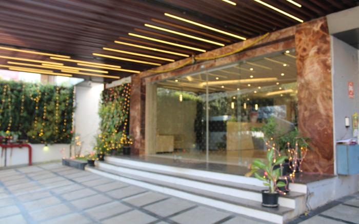 Hotel M Grand
