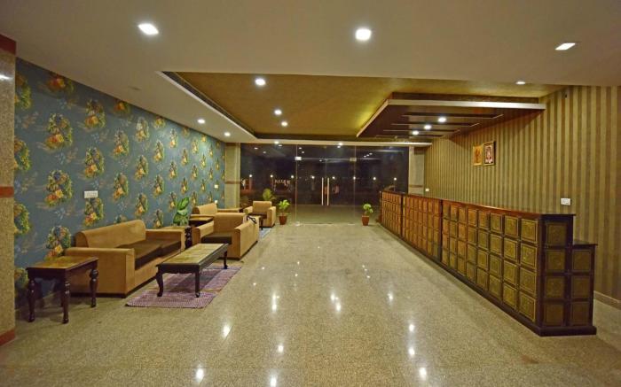 Hotel Bhanwar Singh Palace