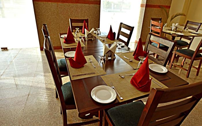 Hotel Bhanwar Singh Palace