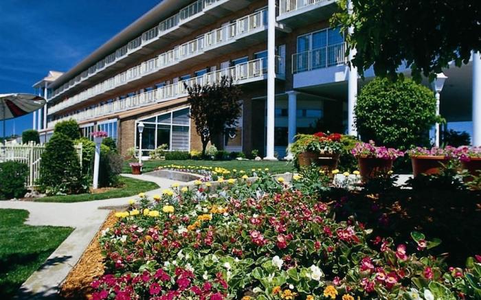 Riveredge Resort