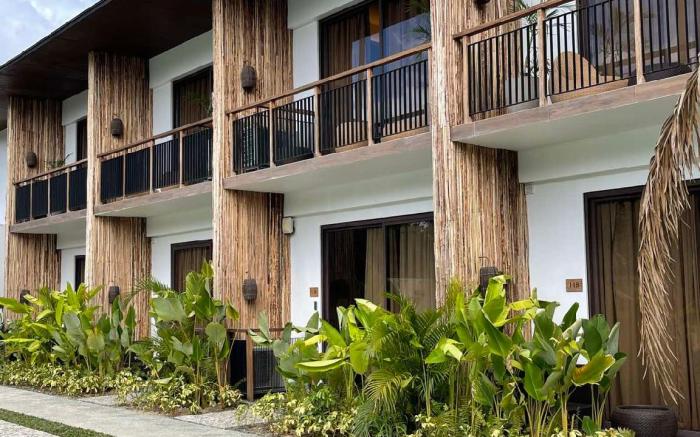Isla Amara Resort