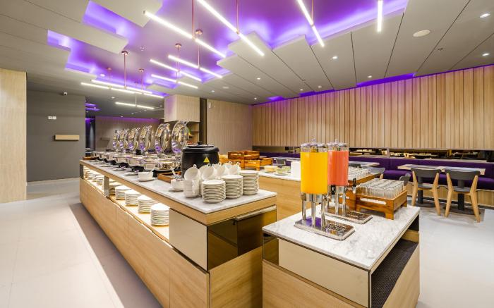 Quest Hotel Prime Pemuda - Semarang