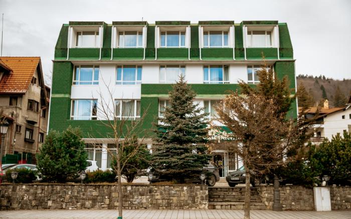 Hotel Carpathia