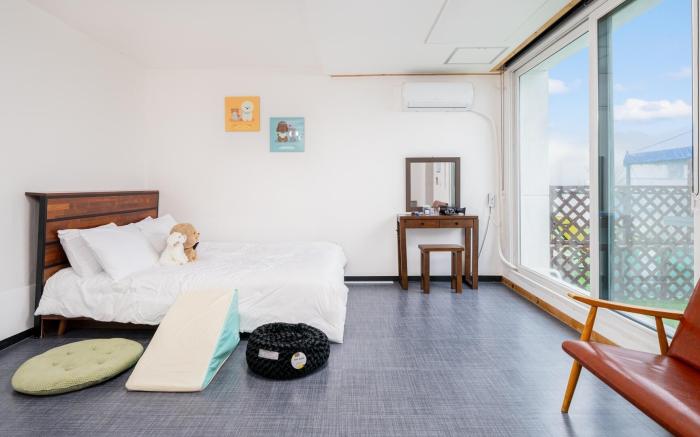 Chuncheon Dogandstay