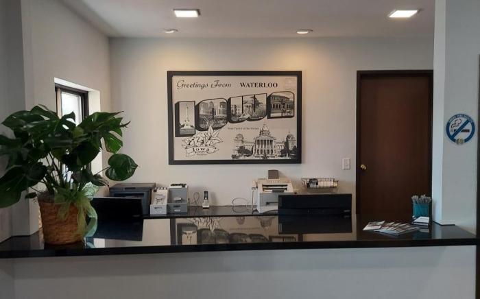 Boarders Inn & Suites by Cobblestone Hotels - Waterloo
