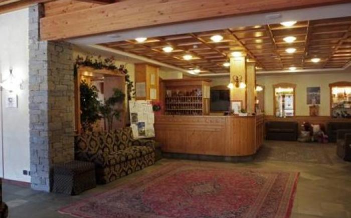Hotel Alpechiara