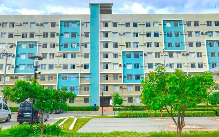 Karaoke KTV 2 bedroom Condo with Internet Netflix