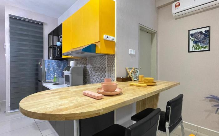 Liberty Arc Ampang Modern SOHO III WiFi + Smart TV