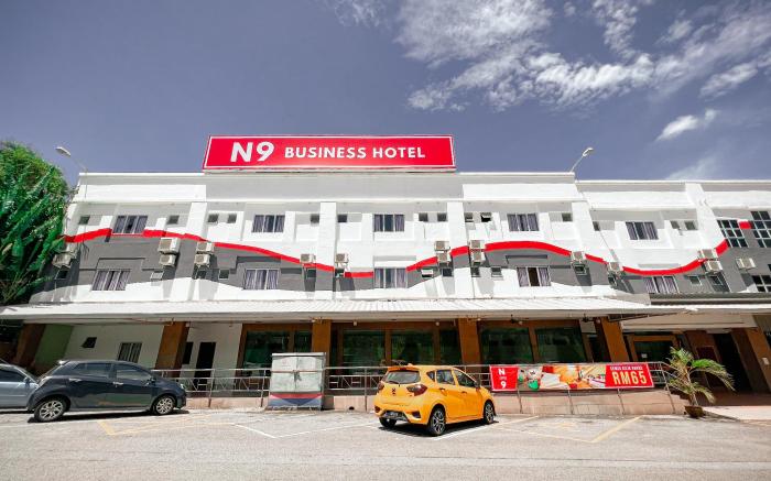 N9 Business Hotel
