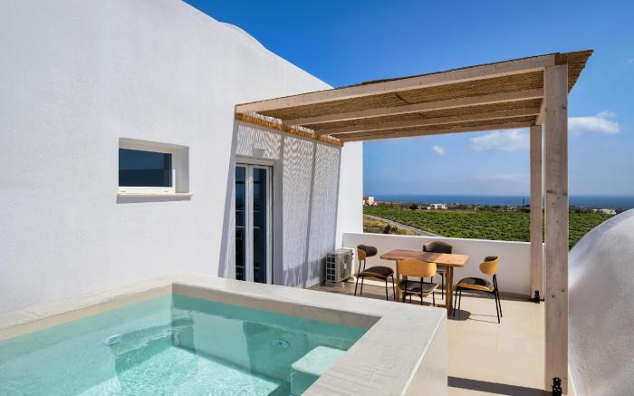 Aelia Luxury Suites Santorini