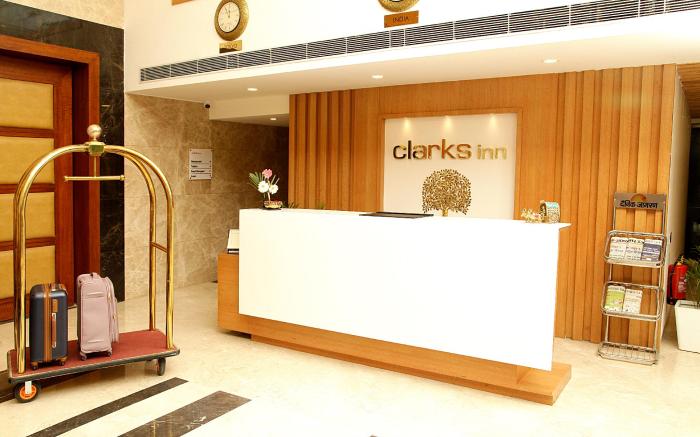 Clarks Inn Aligarh