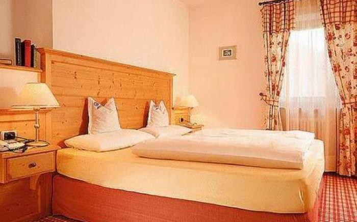 Hotel & Gasthof zum Hirschen