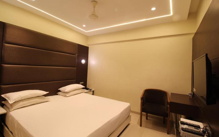 Shivkrupa Hotel